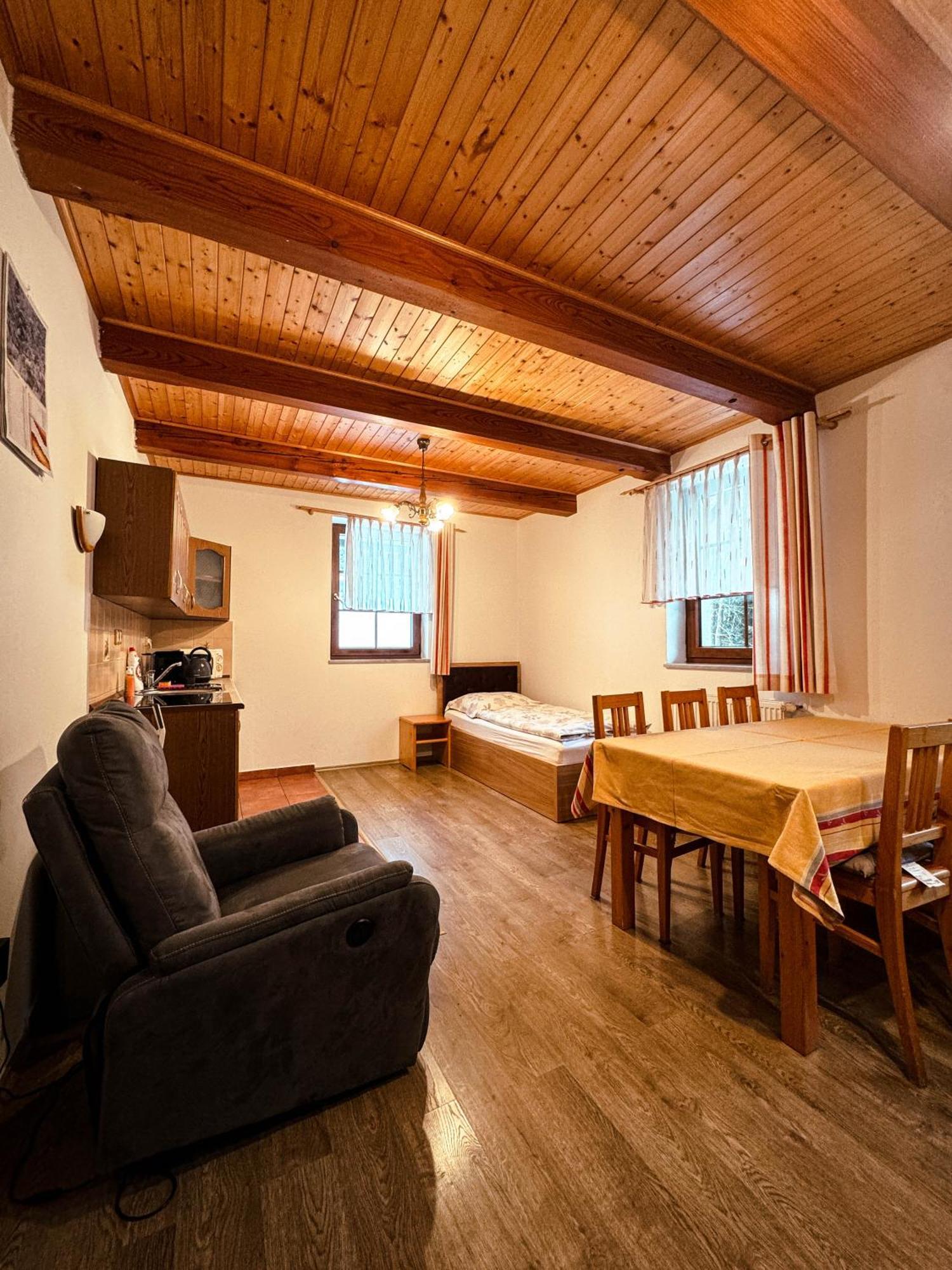 Apartmany Kolb Ramzova Ostružná Exterior foto